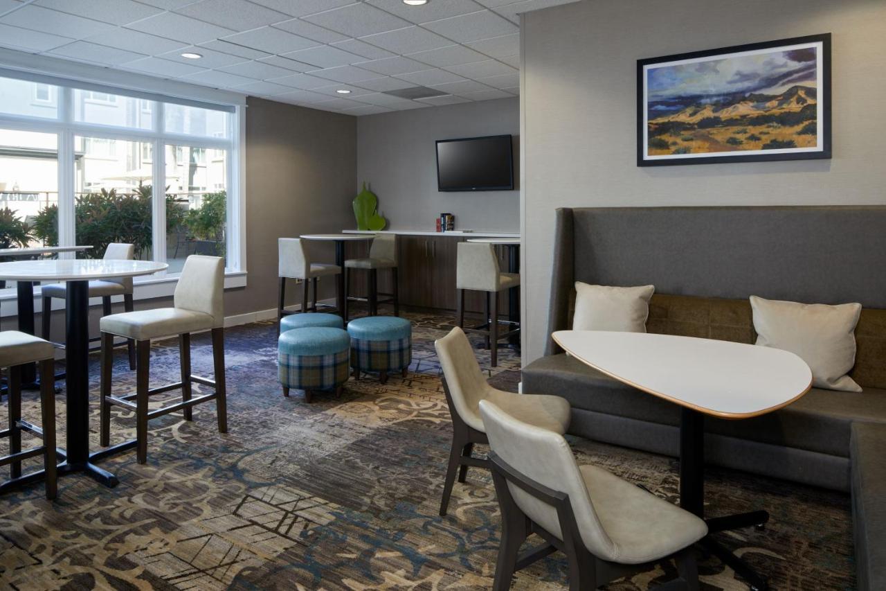 Angeles Hotel Westlake Village